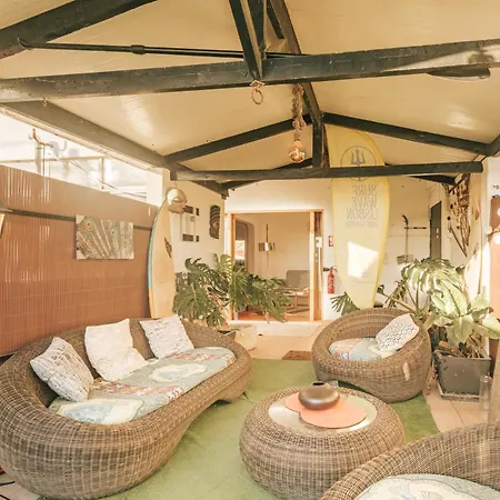 Surf Wave Lisbon House Apartamento Costa da Caparica